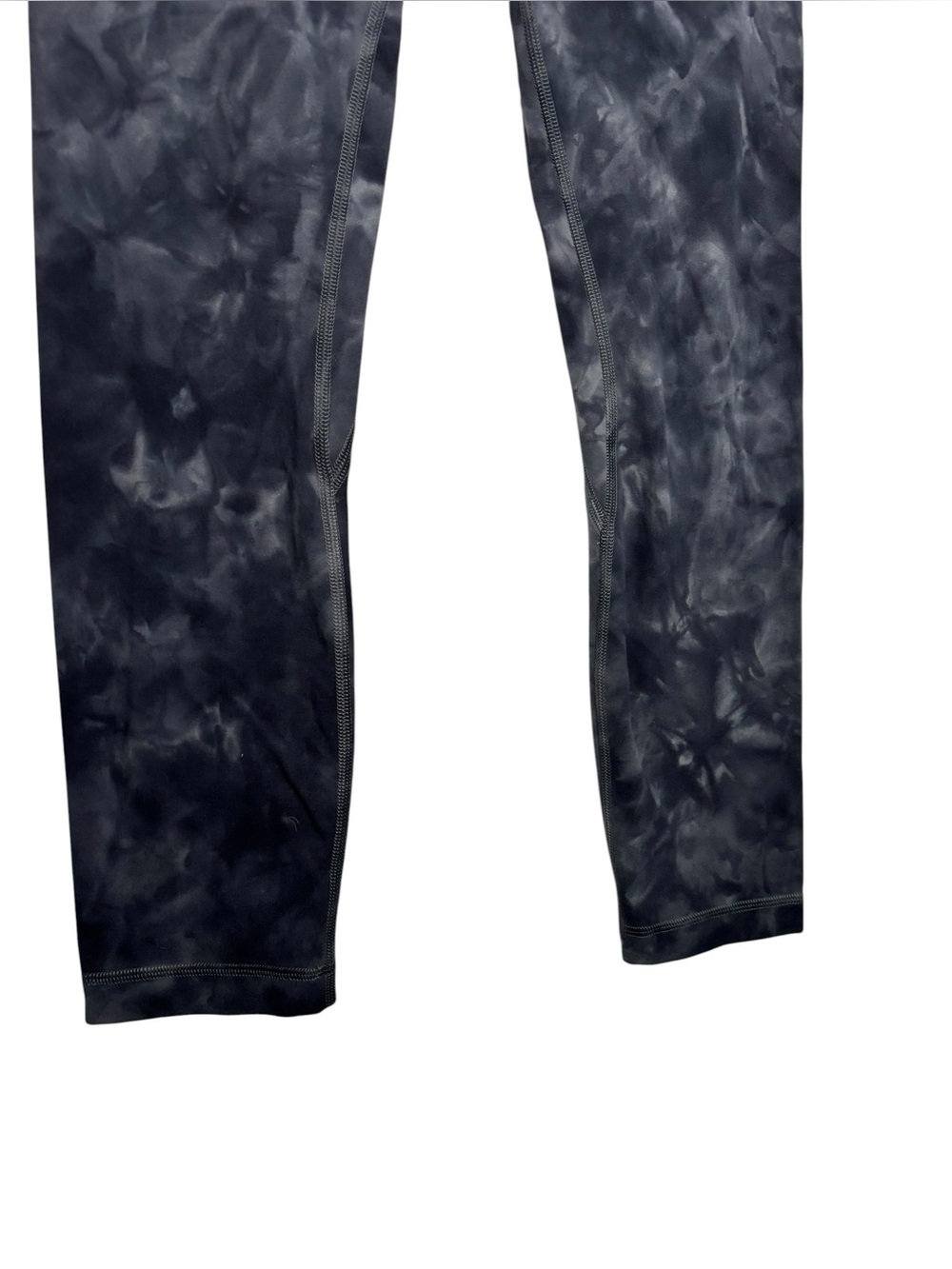 Lululemon Align High-Rise Crop 23"
Diamond Dye Pitch Grey Graphite Grey Size 4 - Picture 8 of 13
